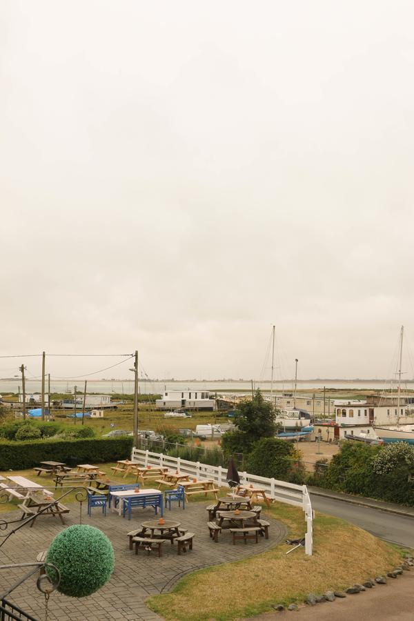 The Victory At Mersea Hotel West Mersea Exterior photo